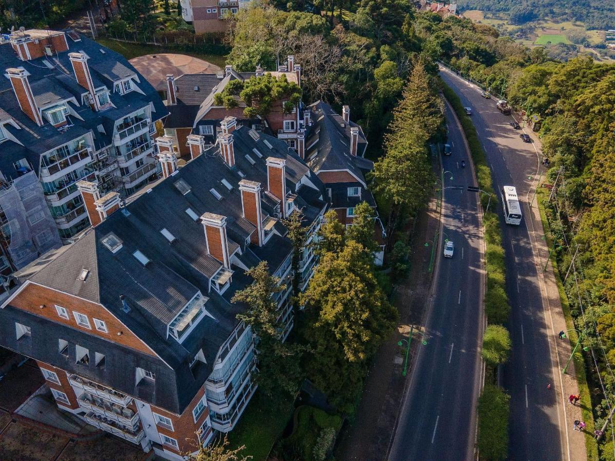 Home Gramado- 400 Metros Da Rua Coberta Exterior photo